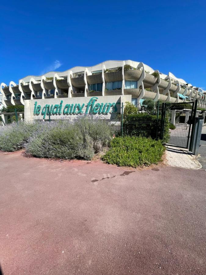 Superbe Studio, Terrasse, Piscine, Parking Le Grau-du-Roi Buitenkant foto