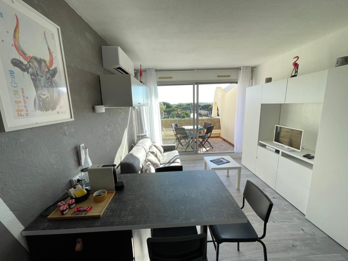 Superbe Studio, Terrasse, Piscine, Parking Le Grau-du-Roi Buitenkant foto
