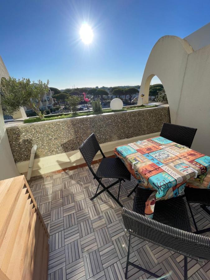Superbe Studio, Terrasse, Piscine, Parking Le Grau-du-Roi Buitenkant foto